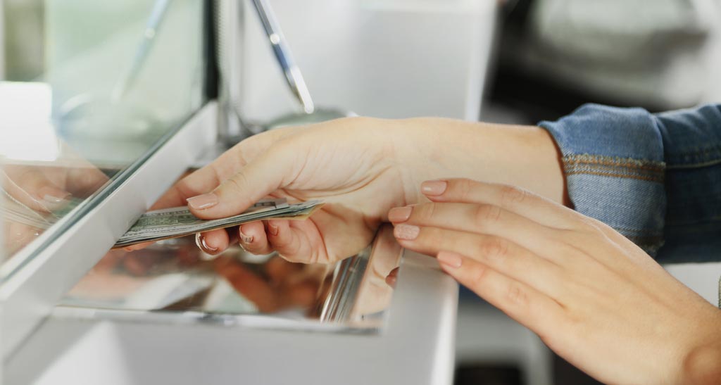 ÜCRETLERİN BANKADAN ÖDENME ZORUNLULUĞU, EN AZ İŞÇİ SAYISI VE ZORUNLULUĞA UYMAMANIN&nbsp;CEZASI